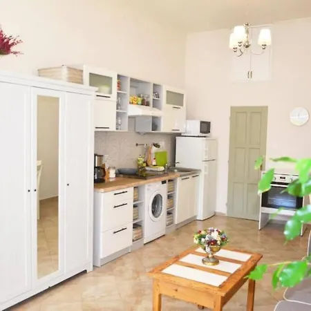 Elizabeth 1 * Košice